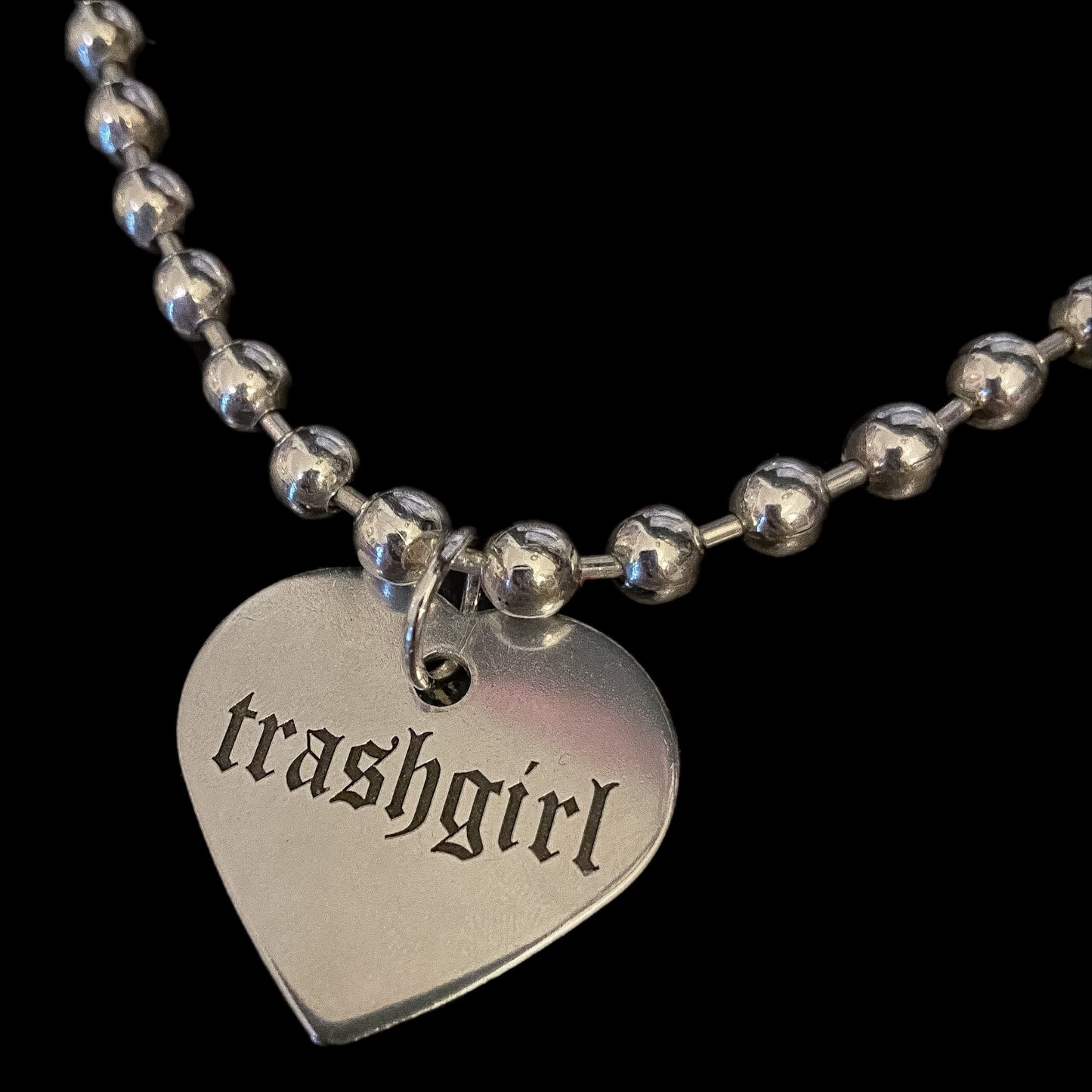 trashgirl heart chain